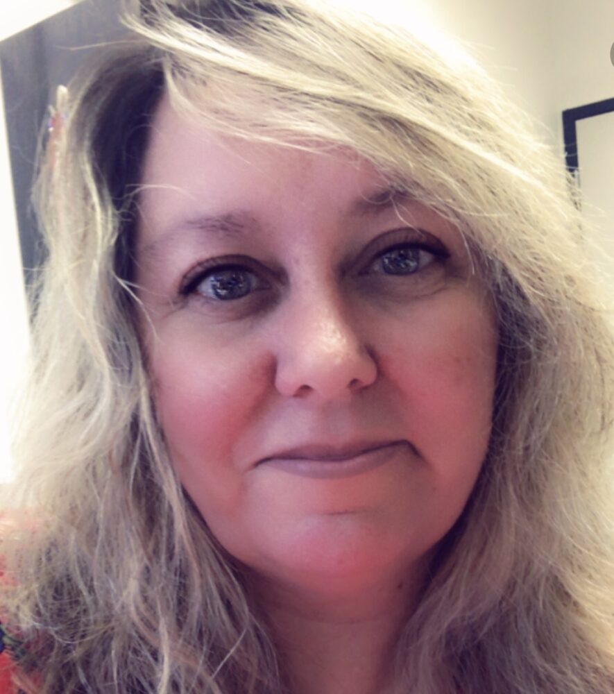 Stephanie Cash headshot